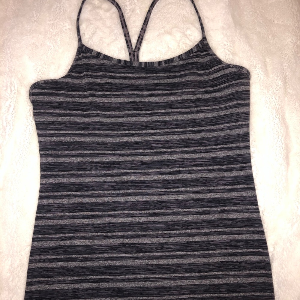 lululemon size 8 gray/purple/black striped top